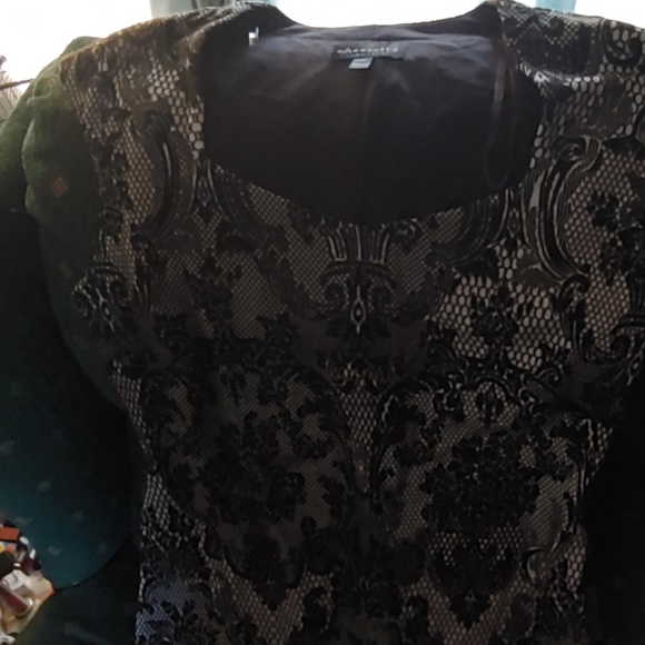 Black and gray geo print midi dress - Picture 2 of 8